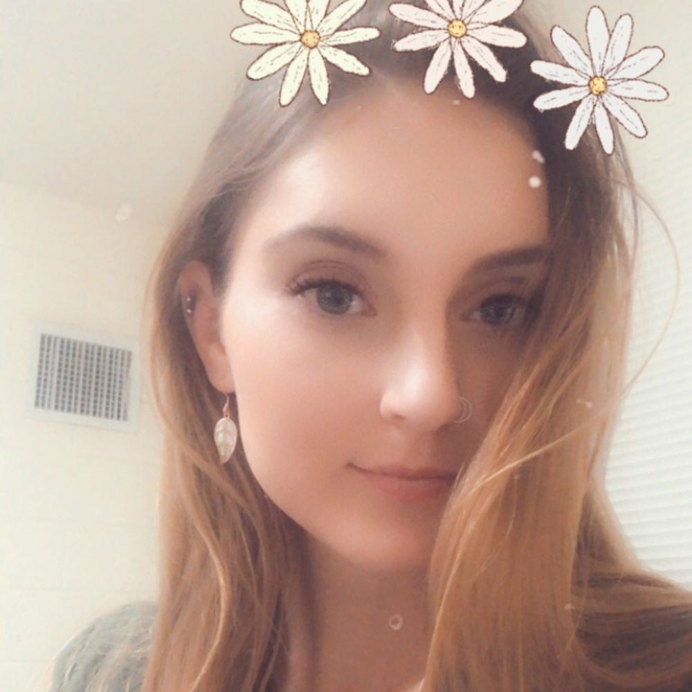 Meet your Posher, Hannah